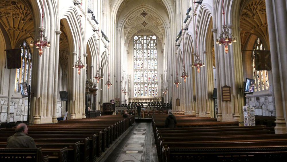 Inside Bath Abbey 16-9